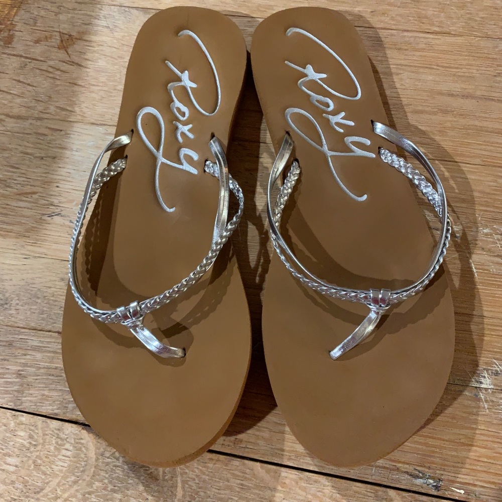 Foxy flip flops